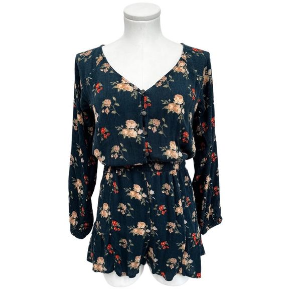 American Eagle Outfitters Pants - American Eagle Green Floral Women Romper Size Small